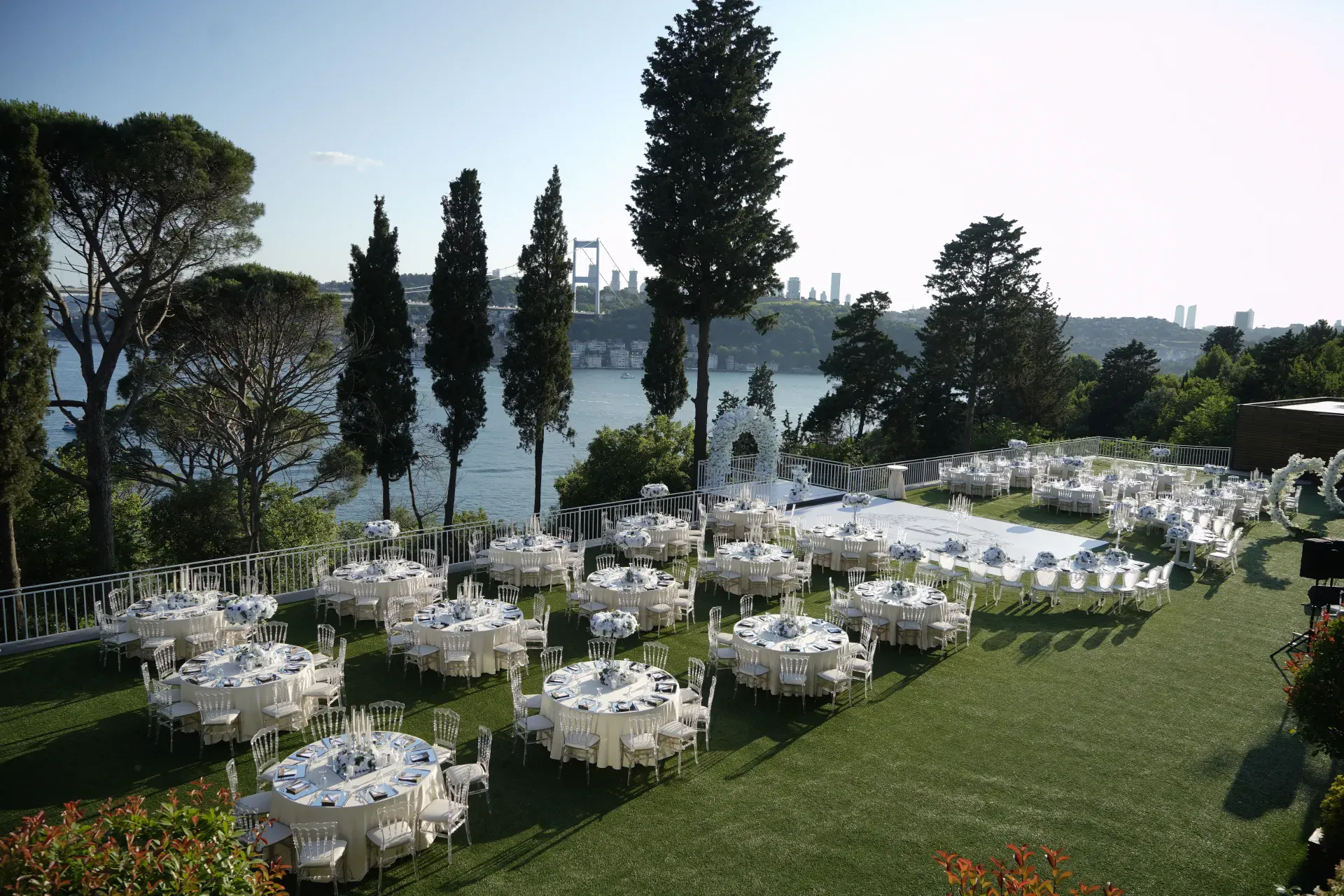 Evening event lights